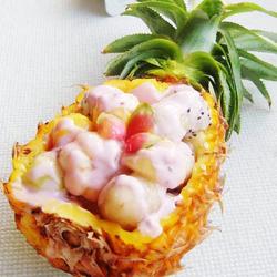 菠萝船水果沙拉的做法[图]
