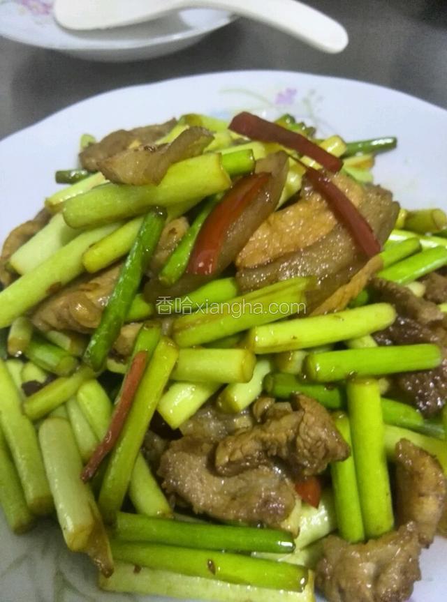 家常蒜苔炒五花肉