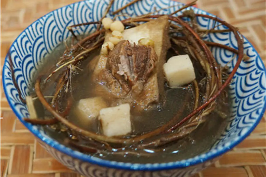 鸡骨草茯苓养肝祛湿汤