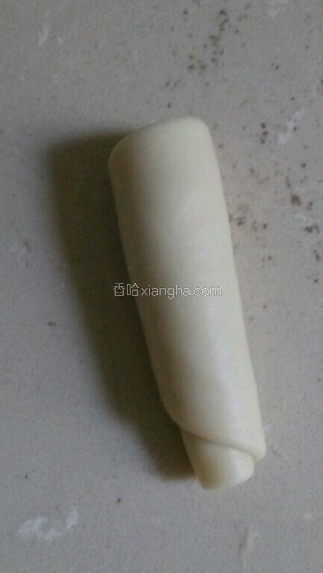 擀平后卷起