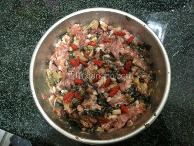 菜干蒸肉饼