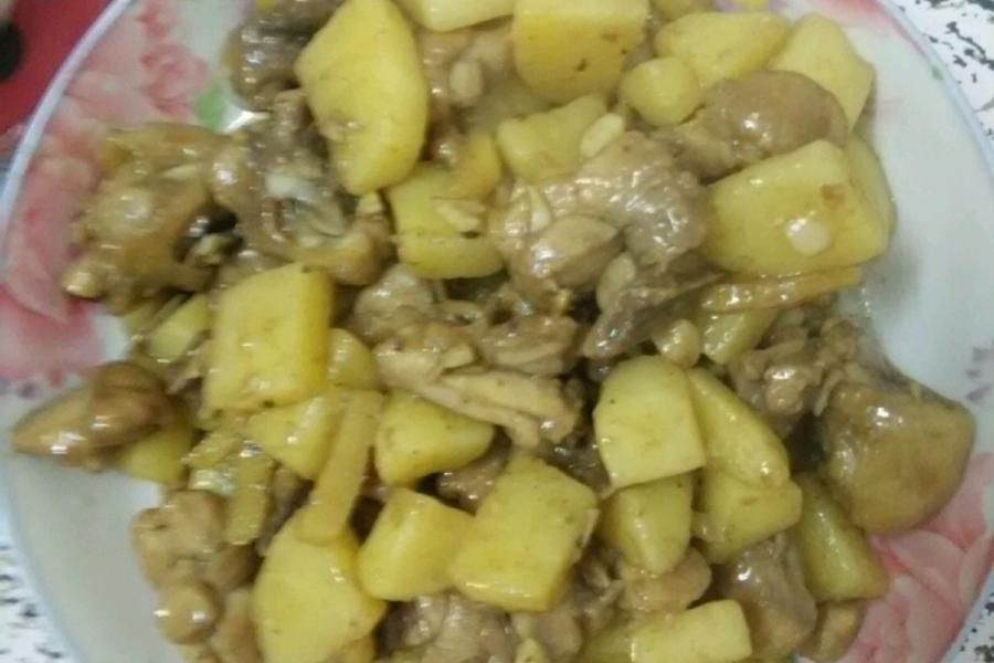 土豆炒鸡肉