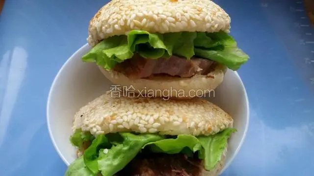 开口空心烧饼。
