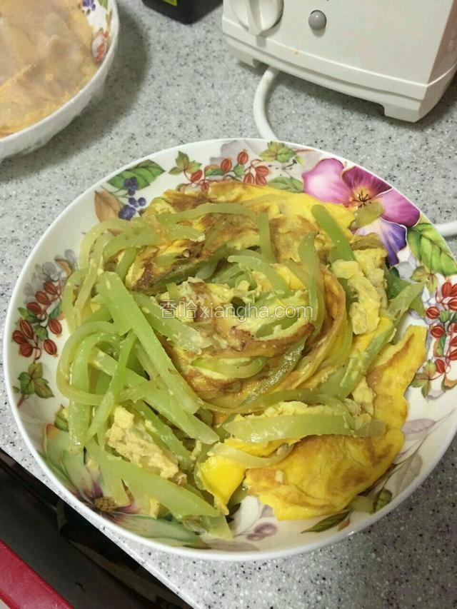 莴笋炒蛋