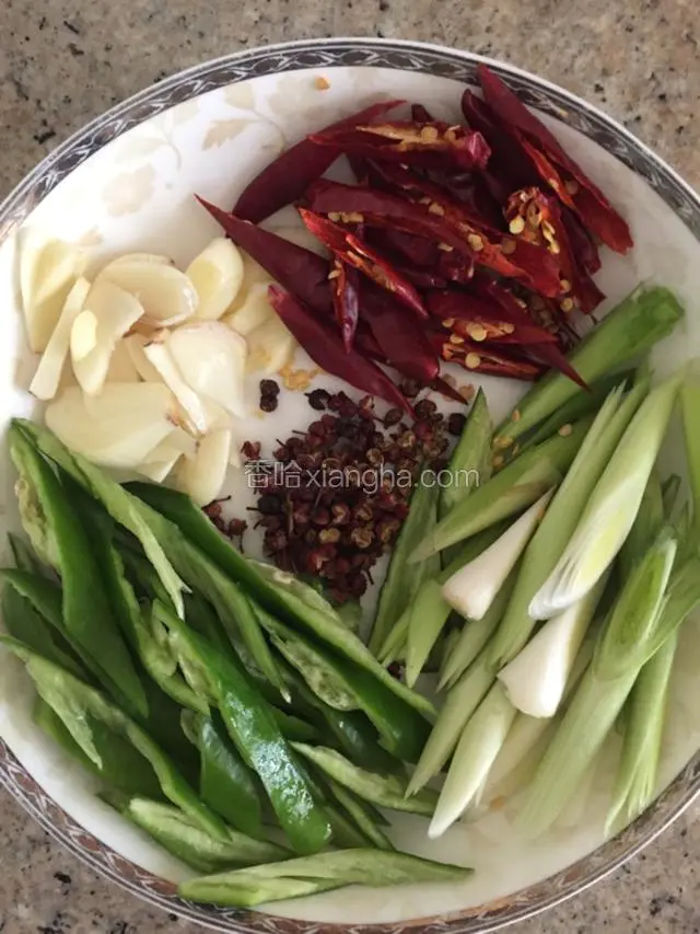 配料备好。