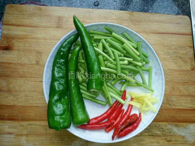 把菜洗净