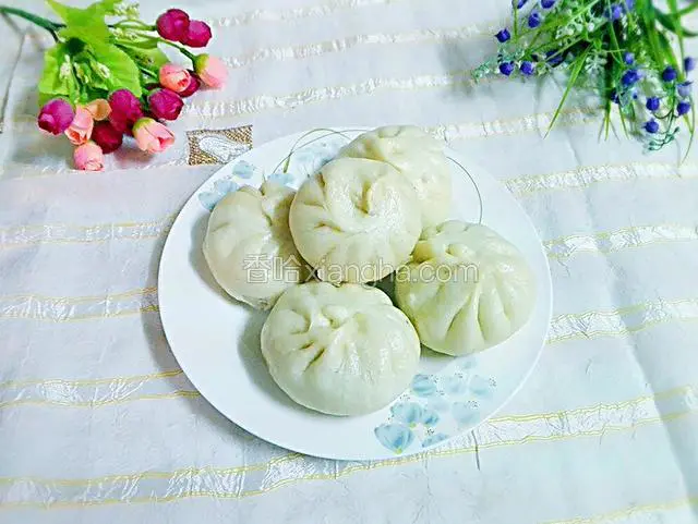 猪肉包子