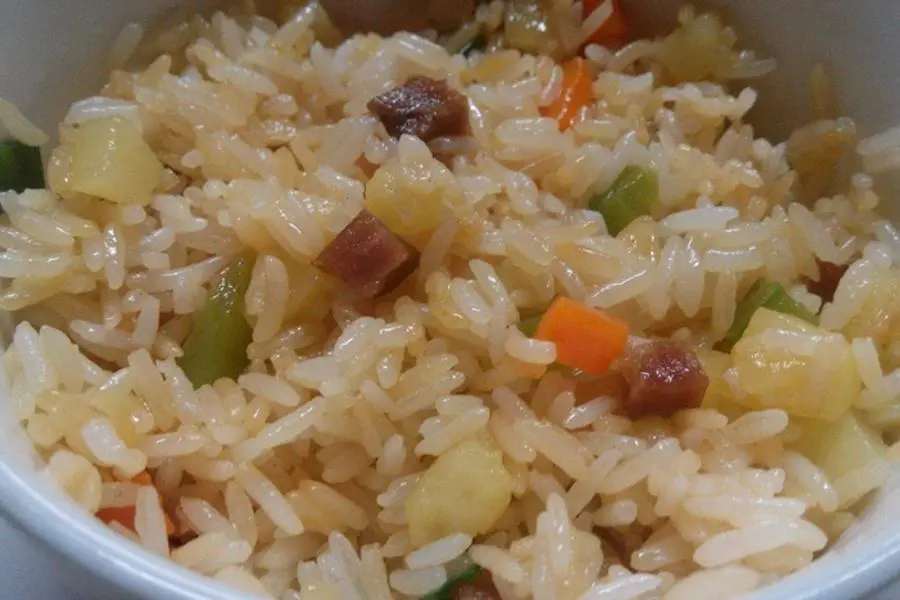 腊肉土豆饭