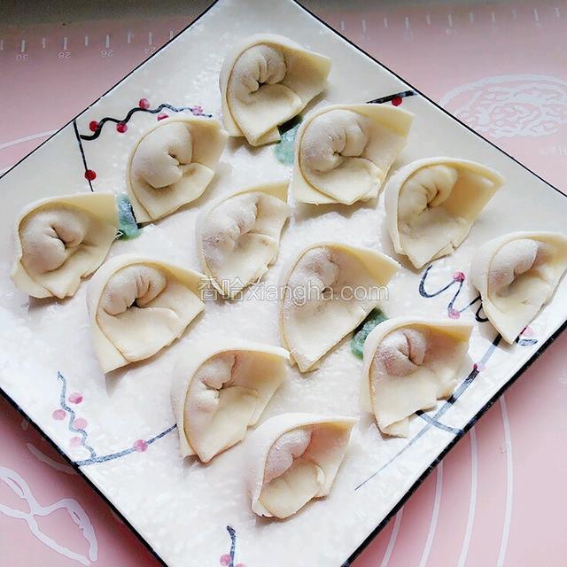 鸡肉胡萝卜馄饨