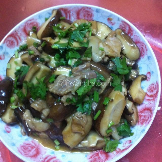 肉片炒香菇