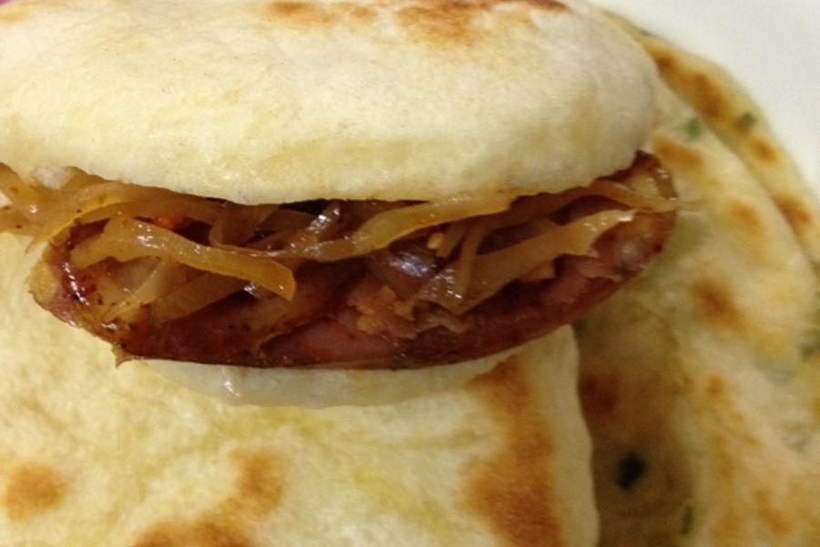 香肠夹饼