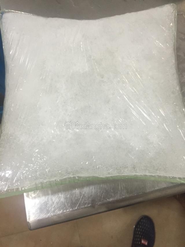填冰盘，包上保鲜膜