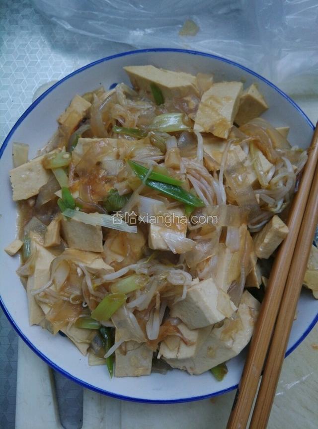 大葱炒豆腐加剩菜