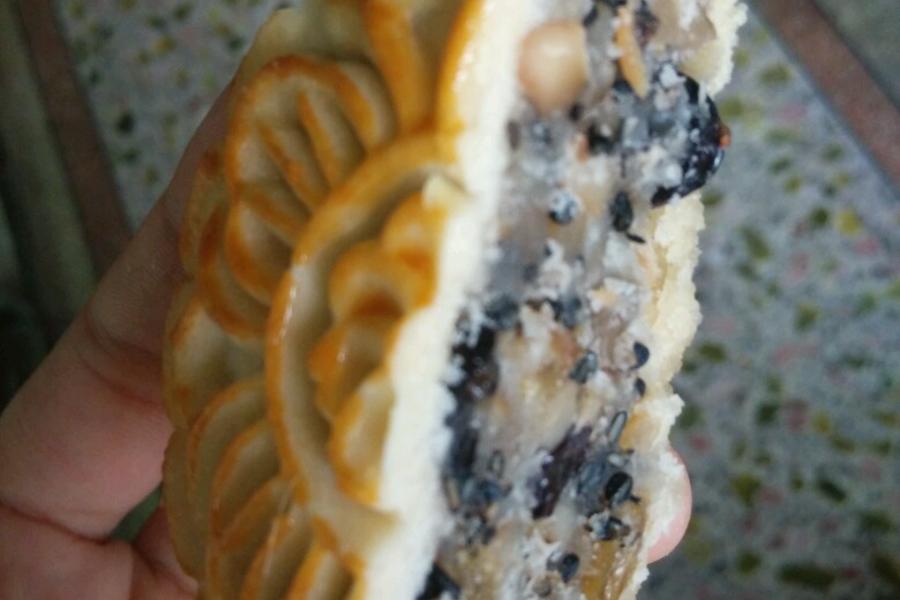五仁月饼