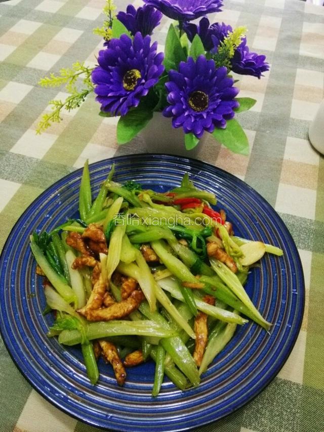 西芹炒肉