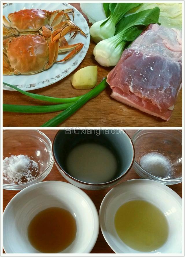 五花肉选用肥瘦各半的，蟹用母蟹。