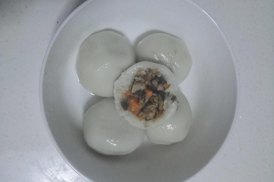 肉汤圆