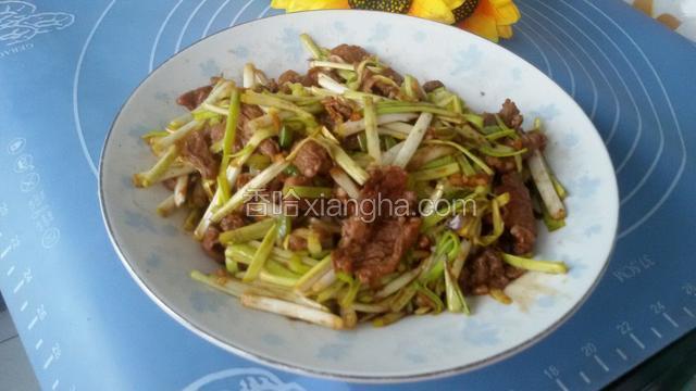 成盘趁热食用