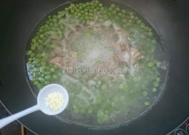 小半勺鸡精