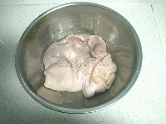 彻底冲洗干净。