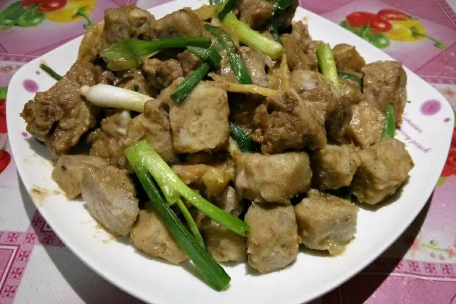 芋头焖鸭