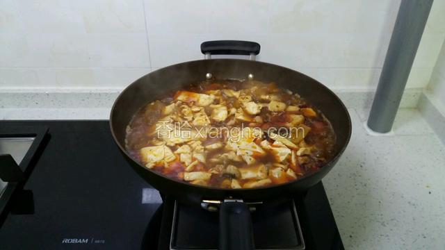 先大火烧开，然后小火炖10-15分钟就可以啦