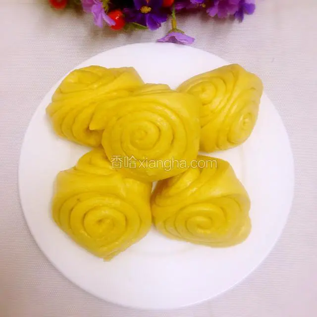 南瓜花卷