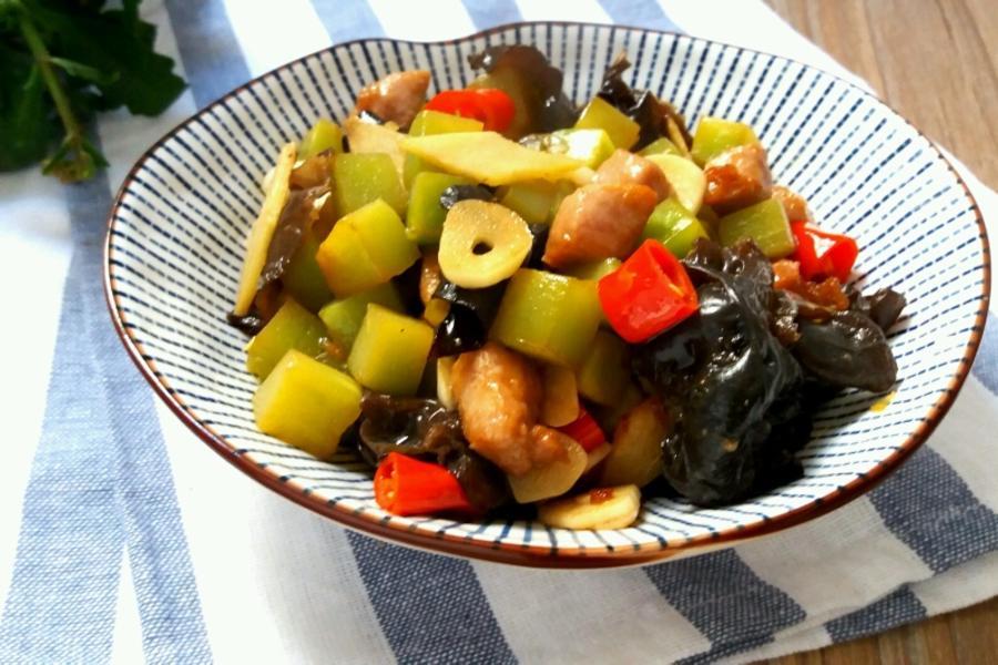 窝笋炒肉丁