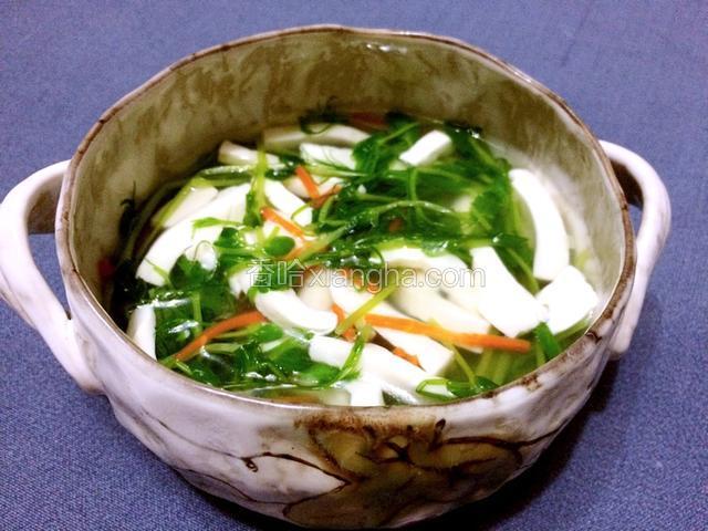 清清白白——豌豆苗豆腐汤