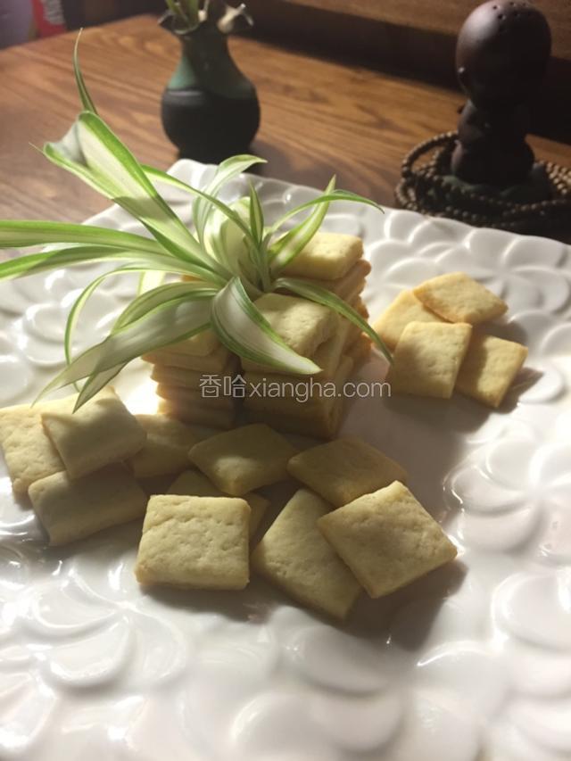 牛奶方块饼干