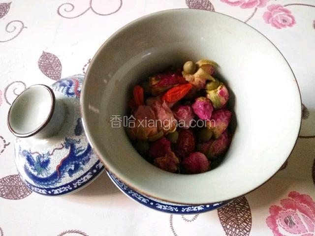 第一泡茶不能喝、倒掉(洗茶)