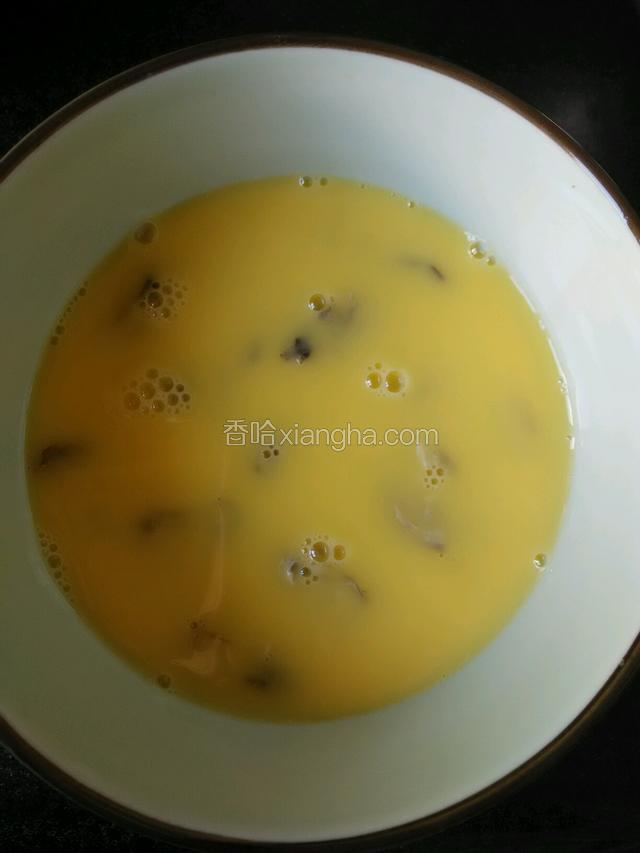 加入牡蛎，留下几个一会用