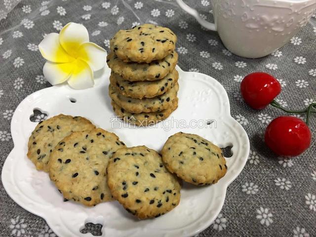 燕麦黑芝麻饼干