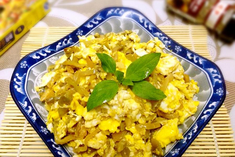 黄金蛋炒榨菜丝