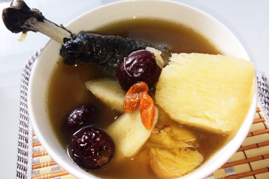 乌鸡淮山牛蒡汤