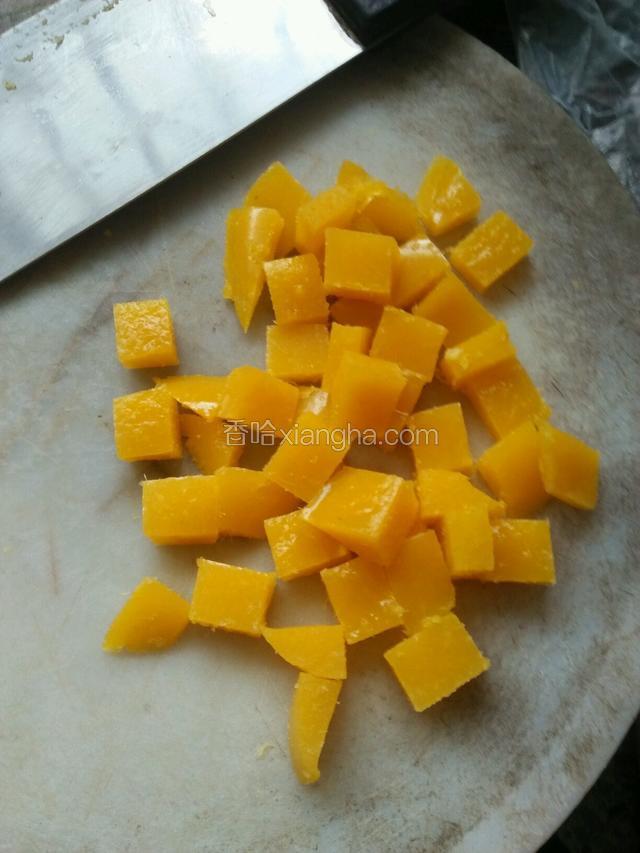 再改成方块，看起来更好。