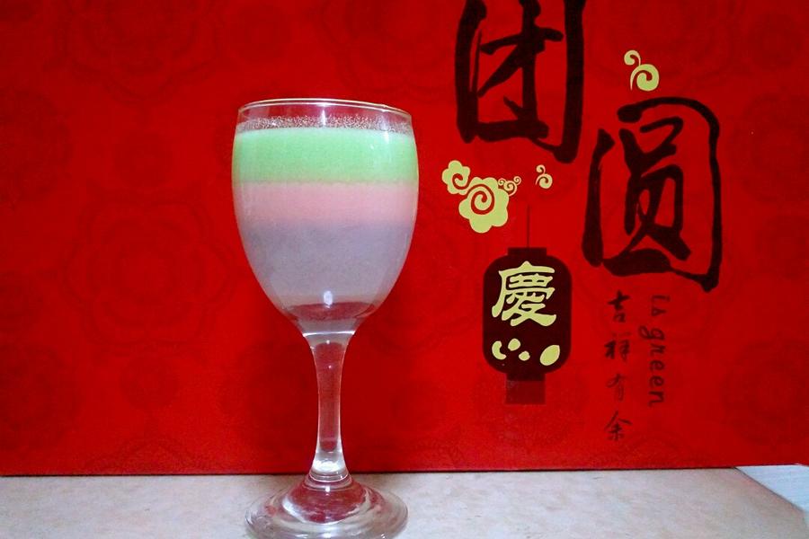 酒杯三色果冻