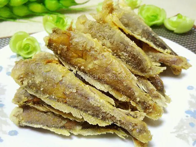 酥炸小黄花鱼