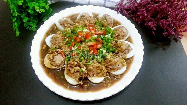 鸭蛋蒸丸子