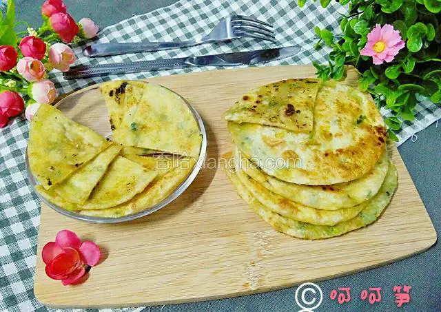 香喷喷的葱油饼，食欲大开。