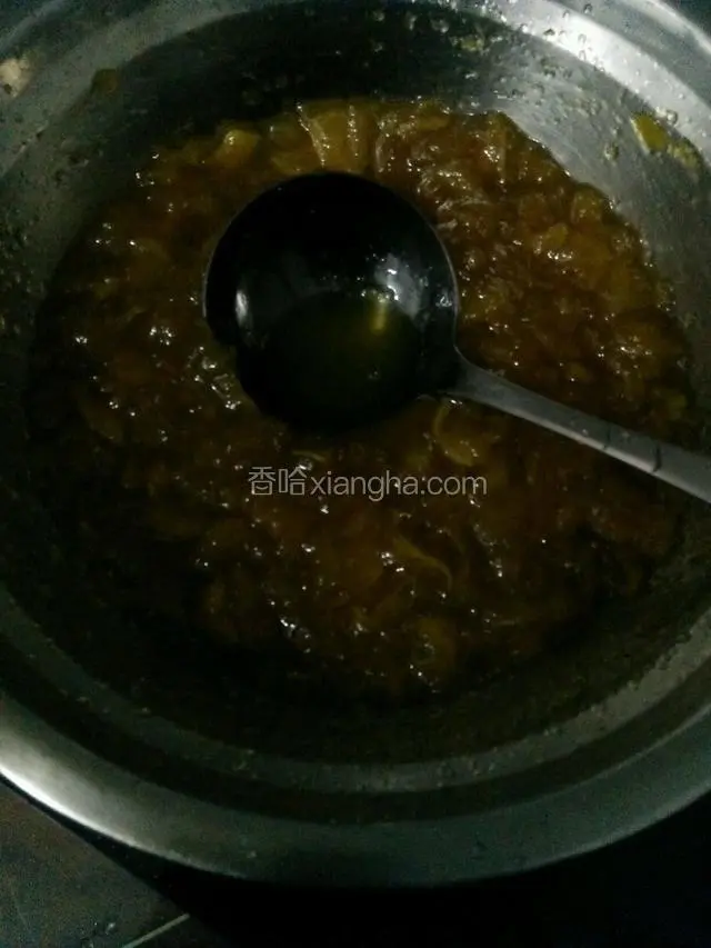 熬的时间大约需要30分钟，慢慢熬到浓稠，关火。