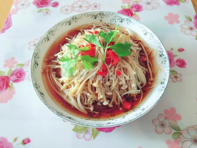 白灼金针菇