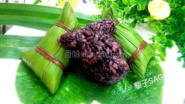 黑米红豆蜜枣粽