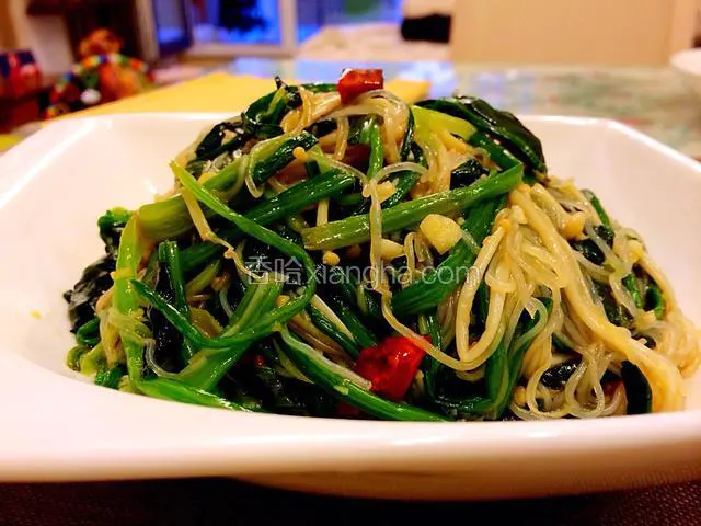 金针菇粉丝拌菠菜