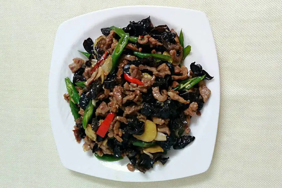 肉丝尖椒