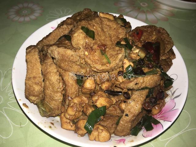 辣炒素鸡肉丁