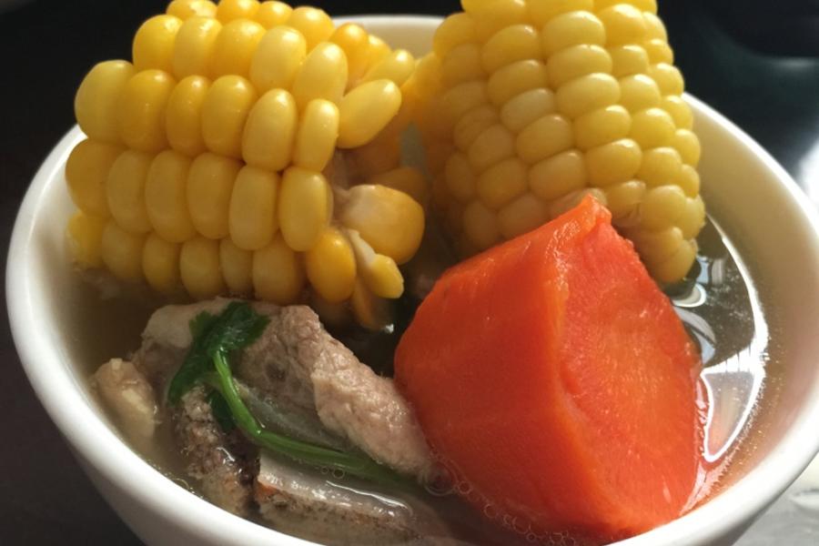 排骨炖玉米