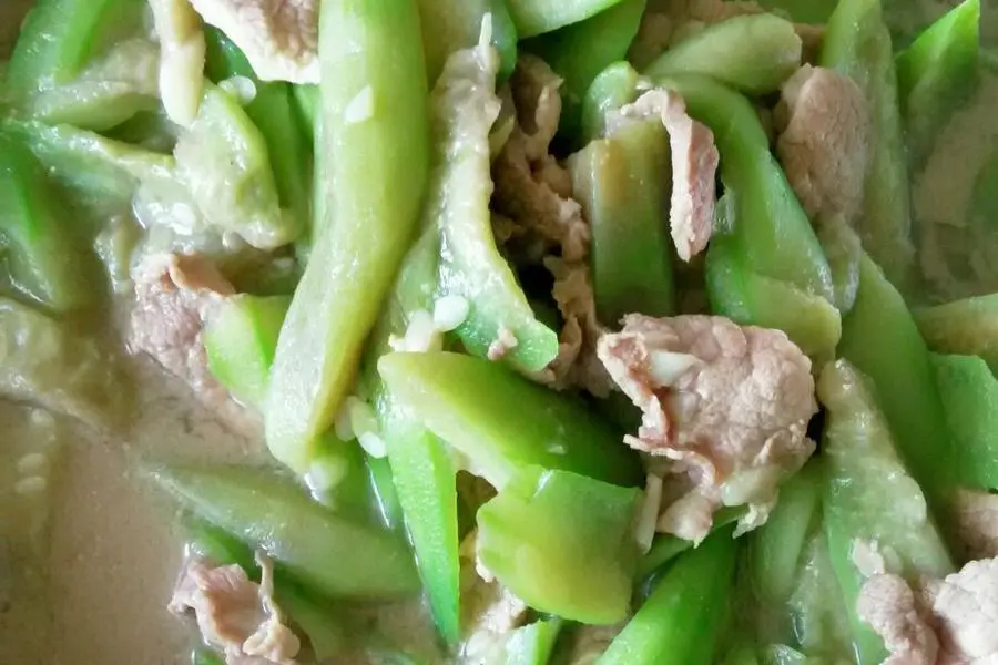 瘦肉炒丝瓜