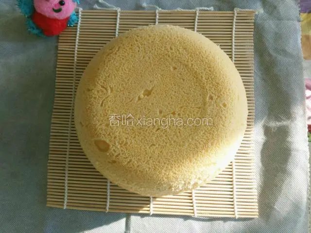 脱模后的发糕。