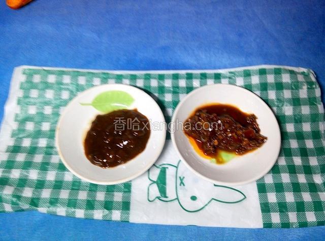 准备辣椒酱，豆瓣酱，
